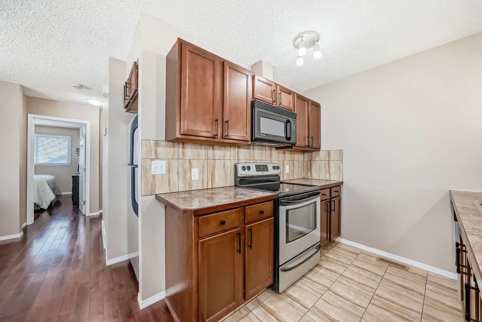 Semi Detached (Half Duplex)