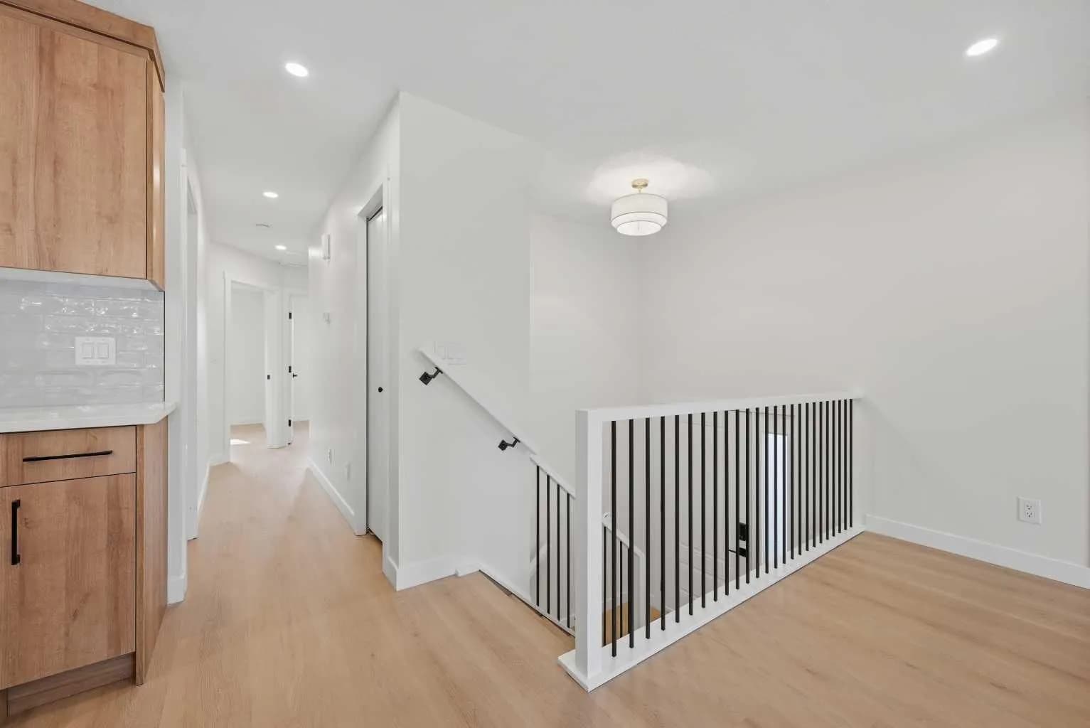Semi Detached (Half Duplex)