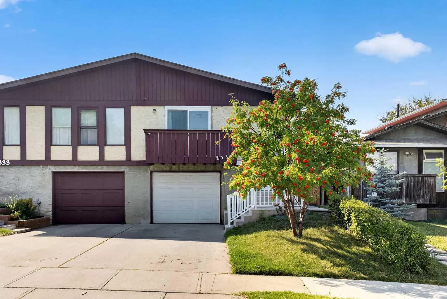 Semi Detached (Half Duplex)