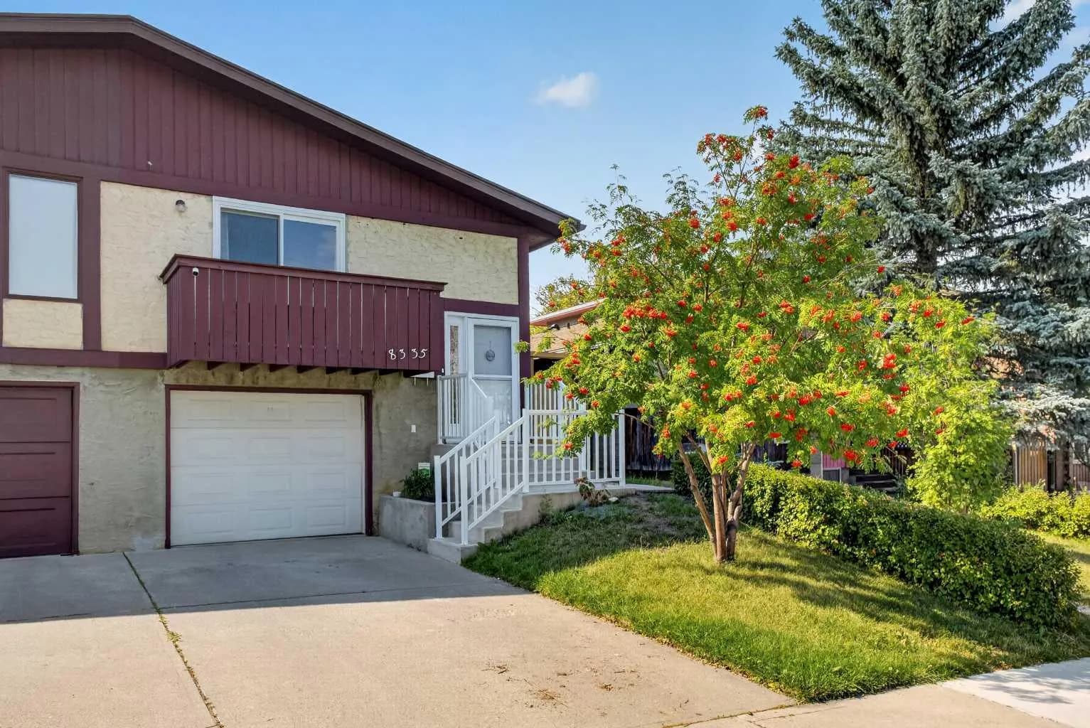 Semi Detached (Half Duplex)