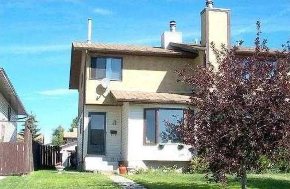 Semi Detached (Half Duplex)
