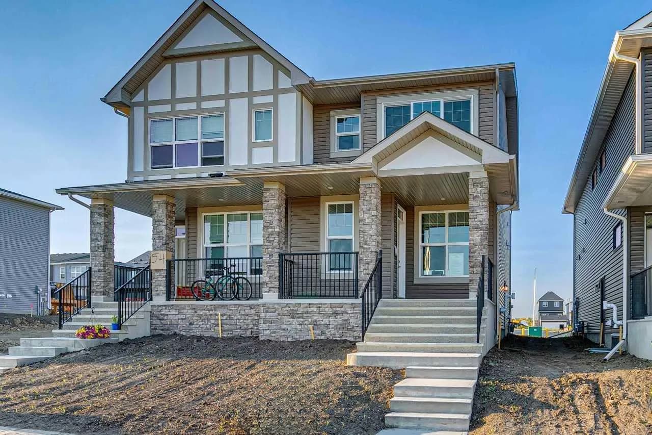 Semi Detached (Half Duplex)