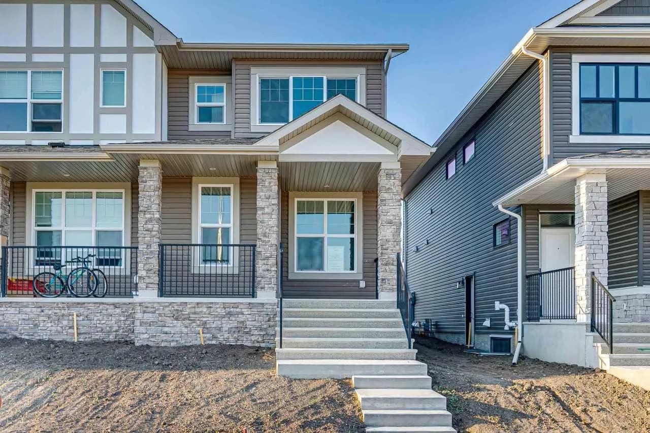Semi Detached (Half Duplex)