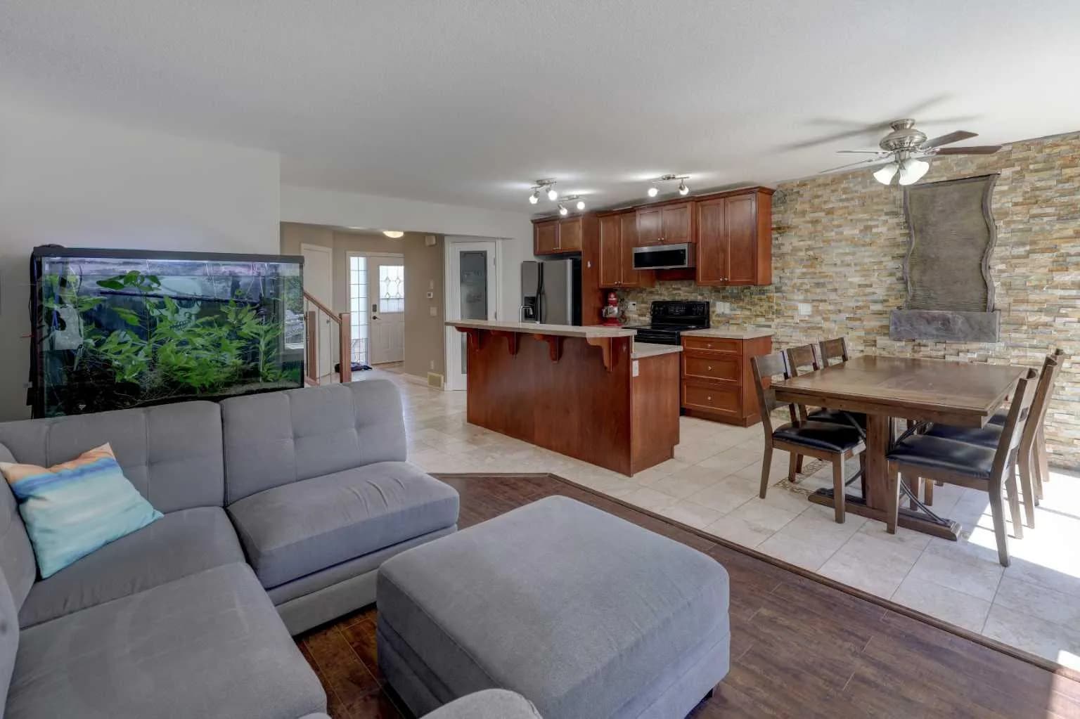 Semi Detached (Half Duplex)