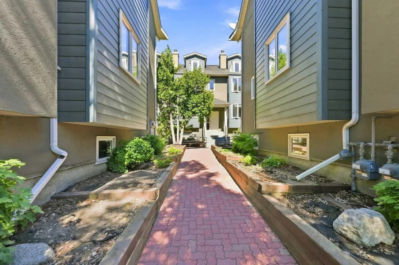 Row/Townhouse