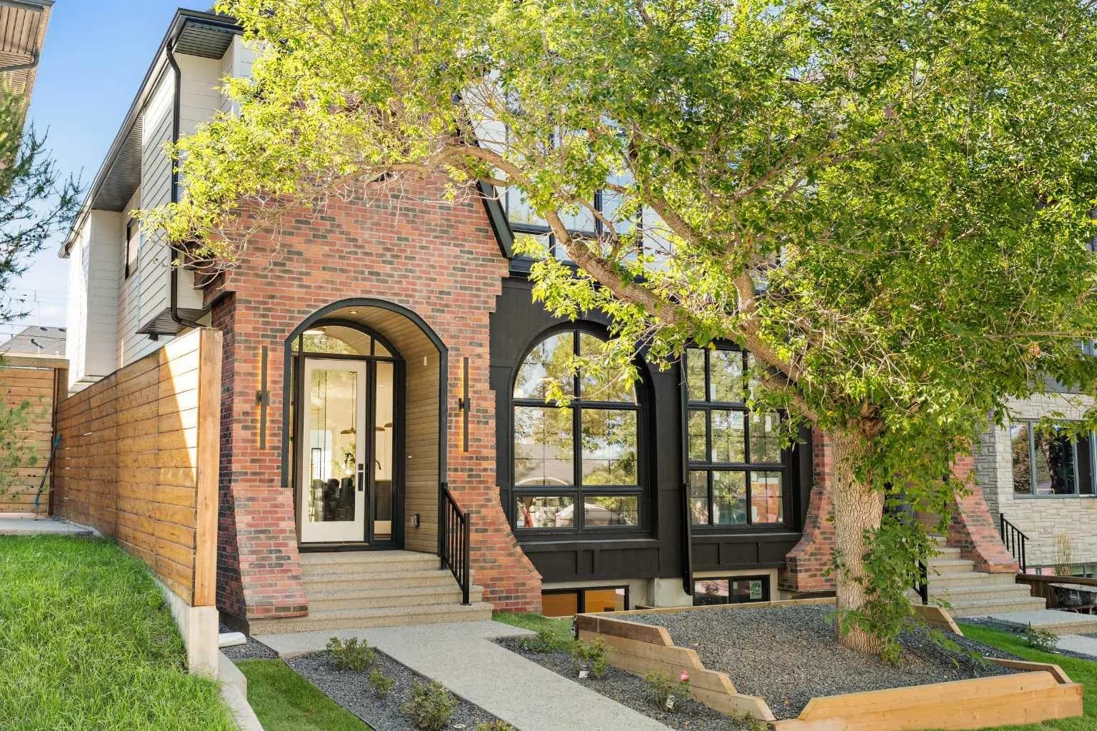 Semi Detached (Half Duplex)