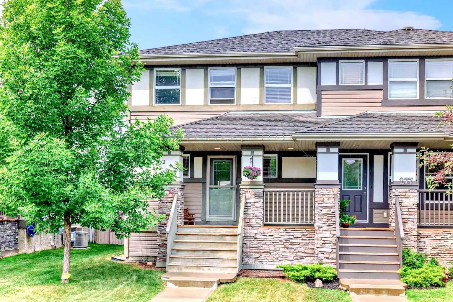 Semi Detached (Half Duplex)