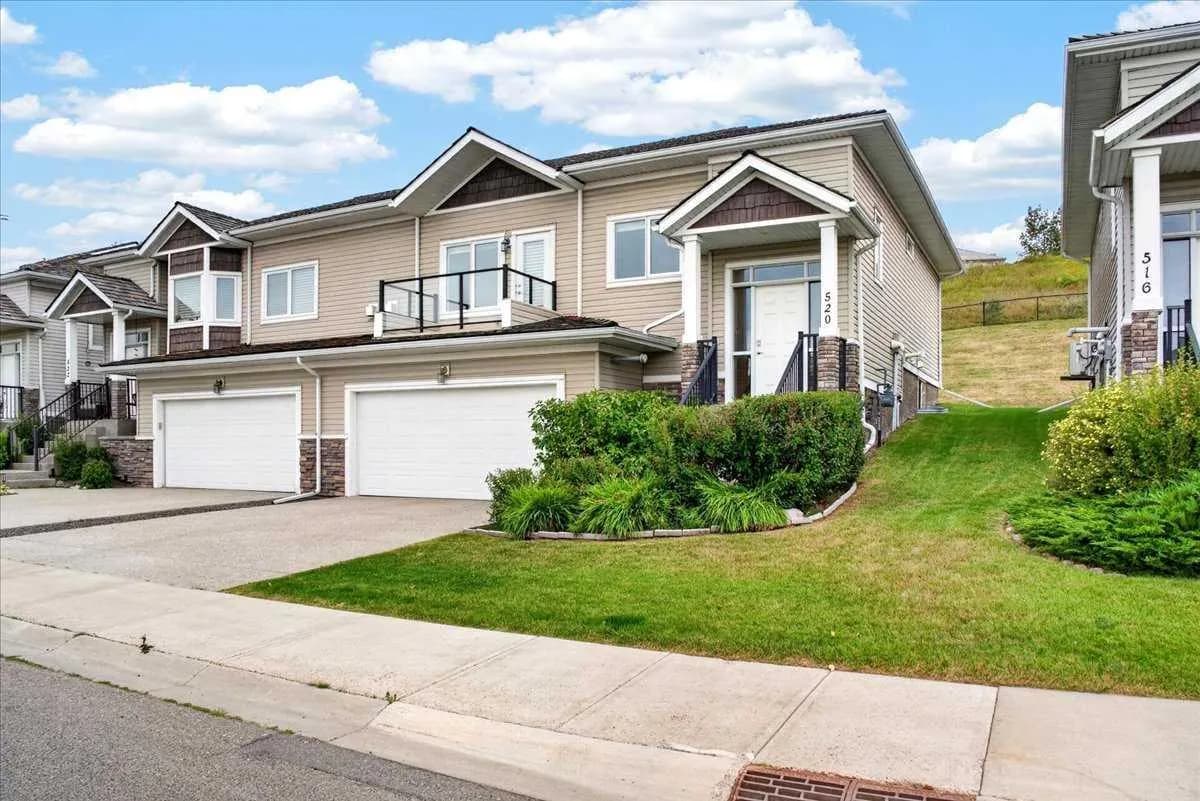 Semi Detached (Half Duplex)