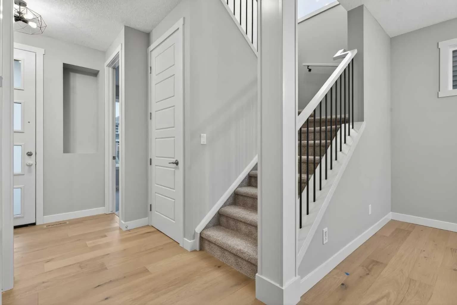 Semi Detached (Half Duplex)