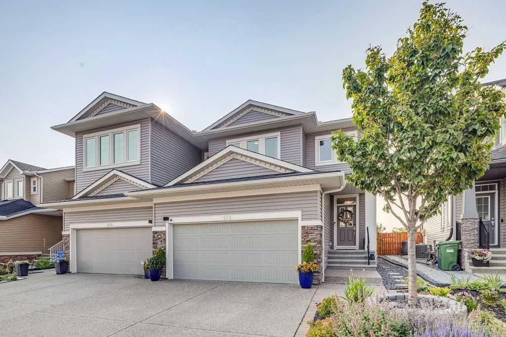 Semi Detached (Half Duplex)