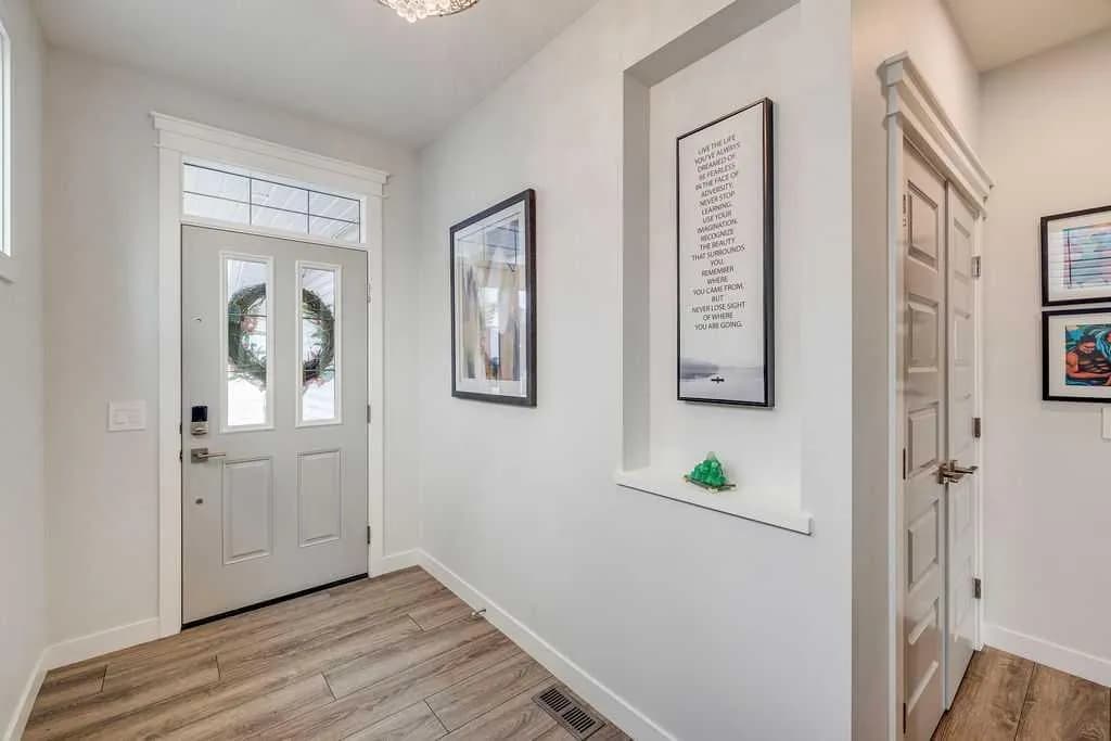 Semi Detached (Half Duplex)