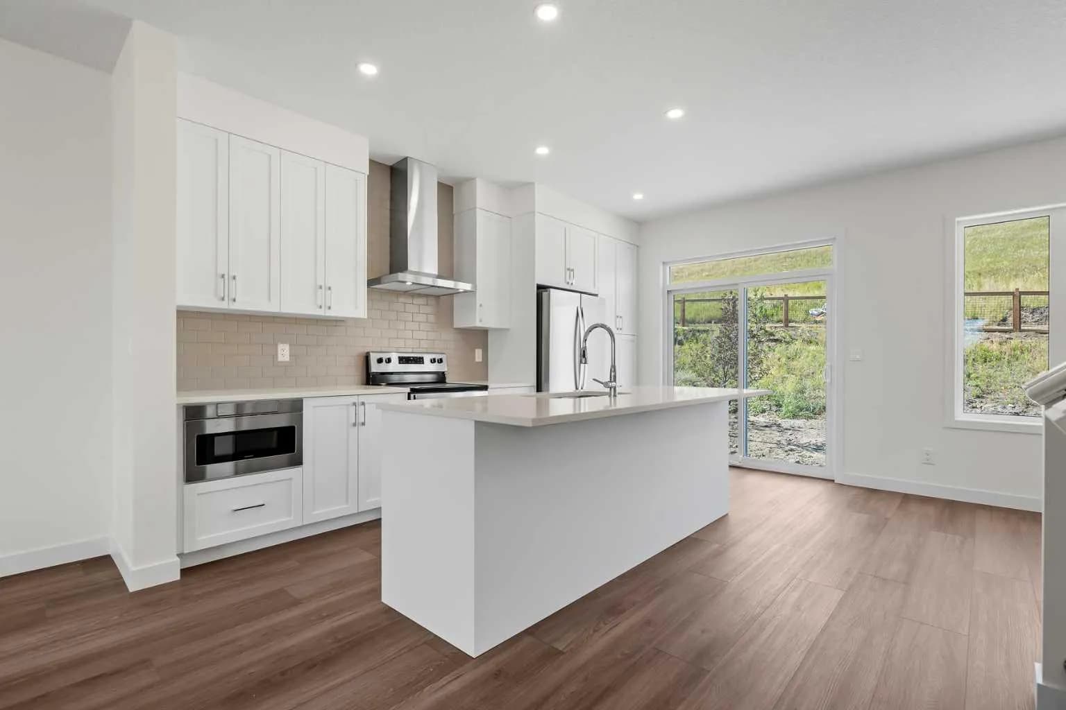 Semi Detached (Half Duplex)