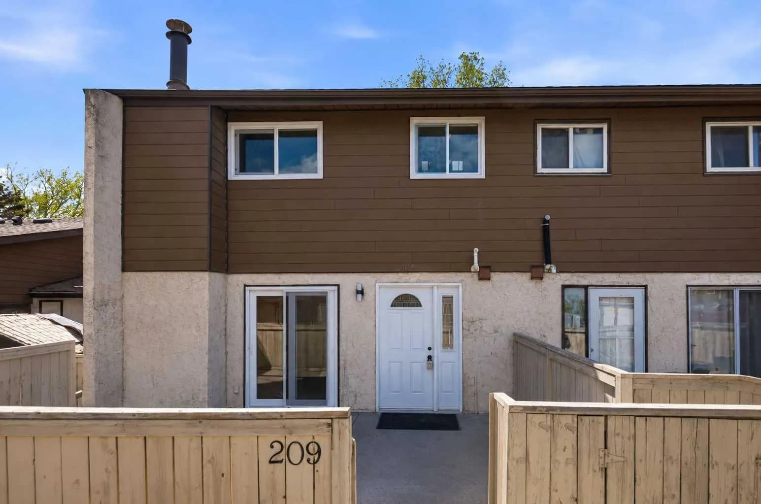 Row/Townhouse
