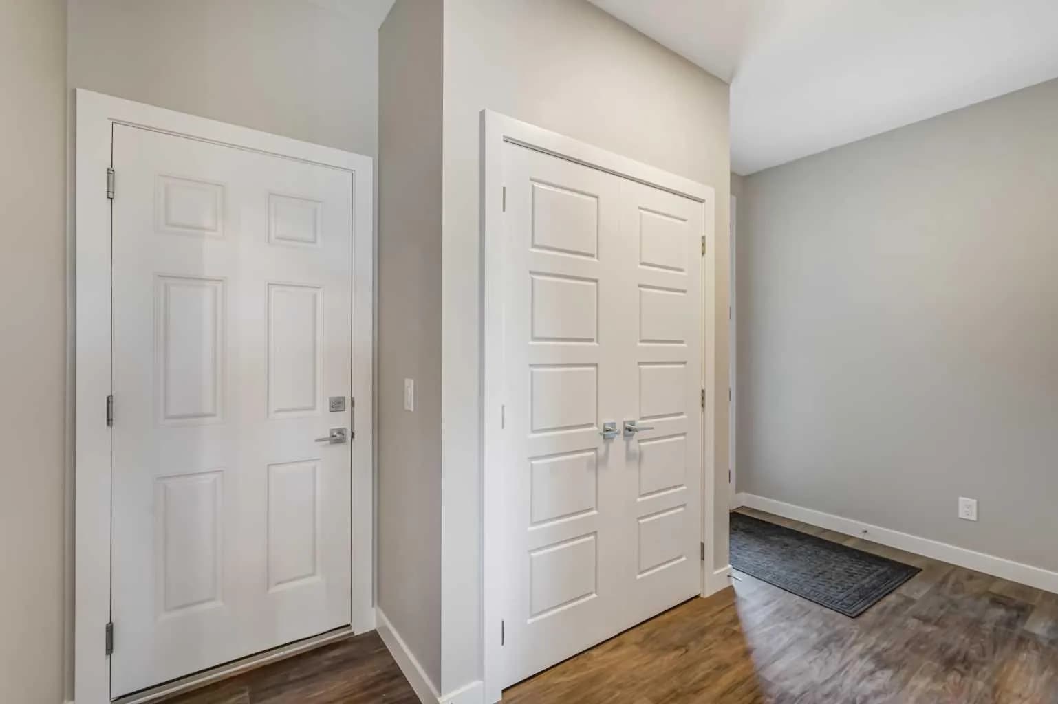 Semi Detached (Half Duplex)