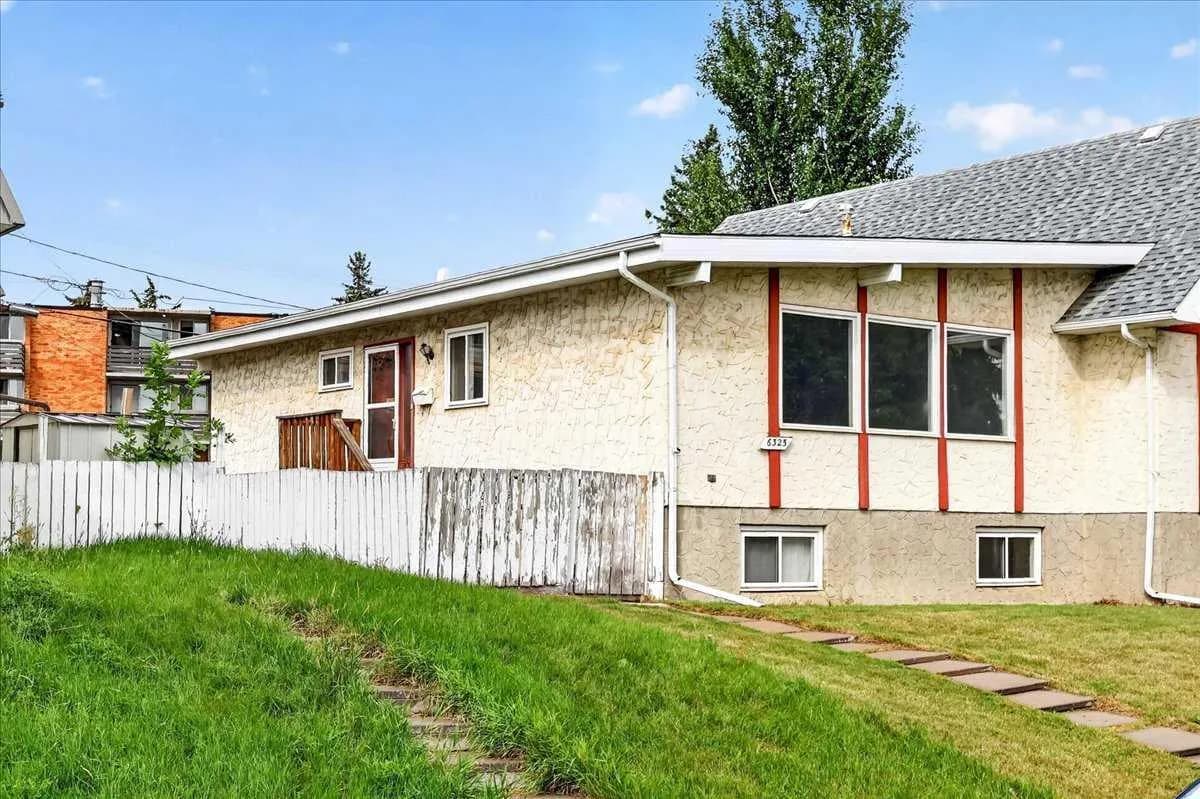 Semi Detached (Half Duplex)