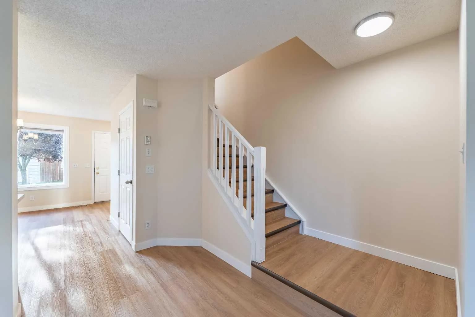 Semi Detached (Half Duplex)