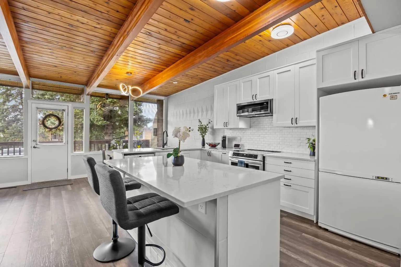 Semi Detached (Half Duplex)