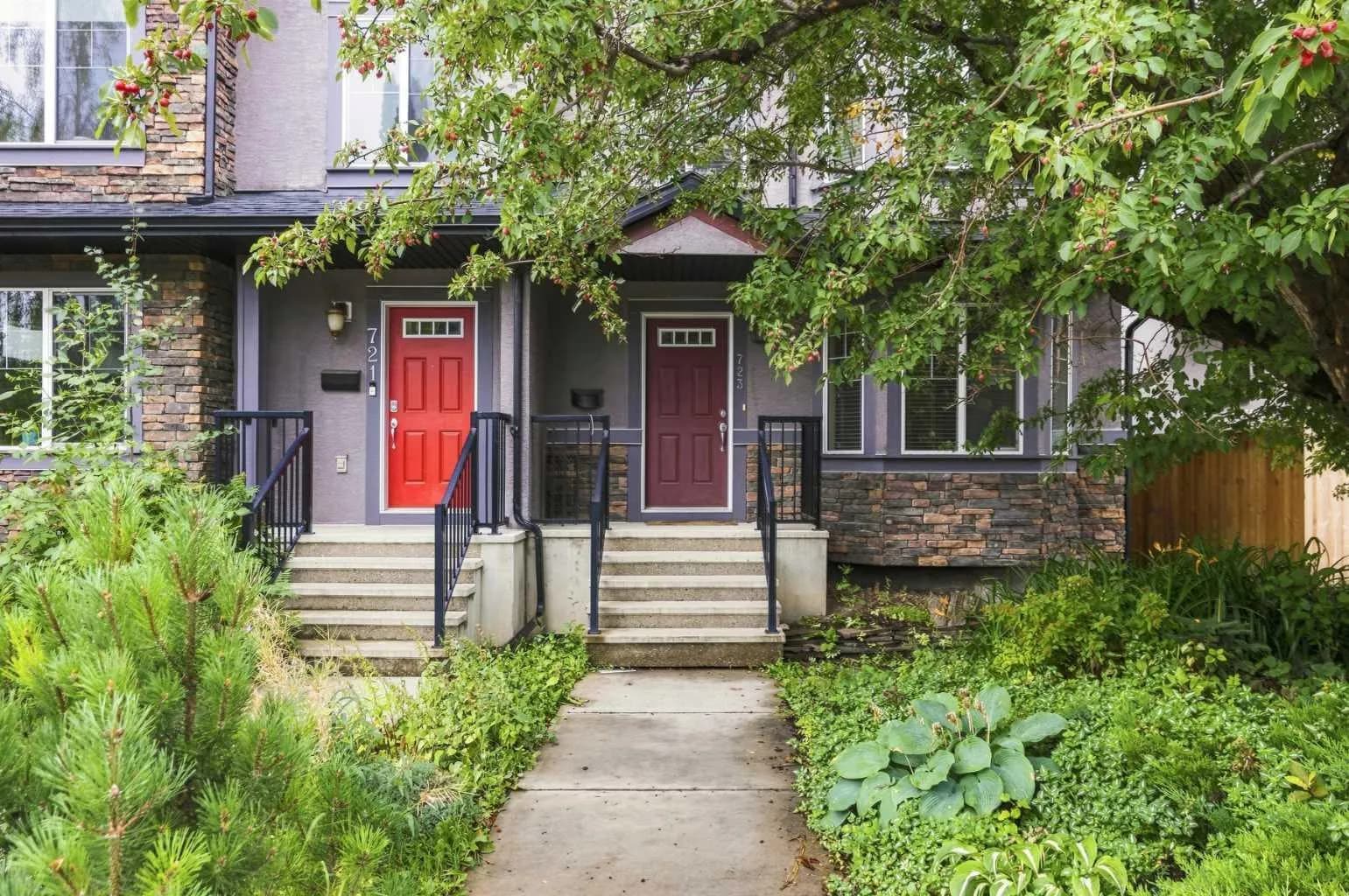 Semi Detached (Half Duplex)