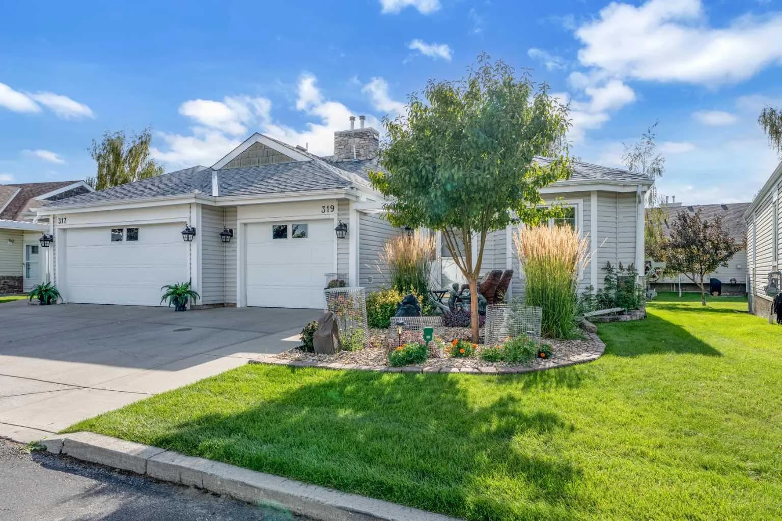 Semi Detached (Half Duplex)