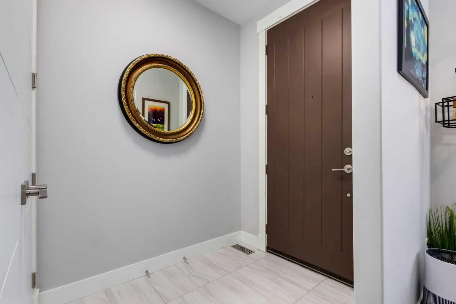 Semi Detached (Half Duplex)