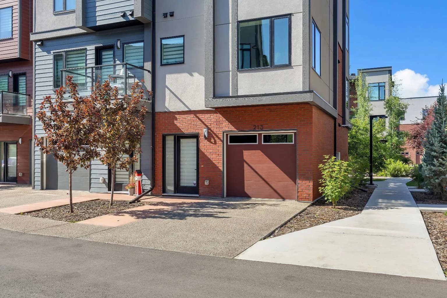 Row/Townhouse