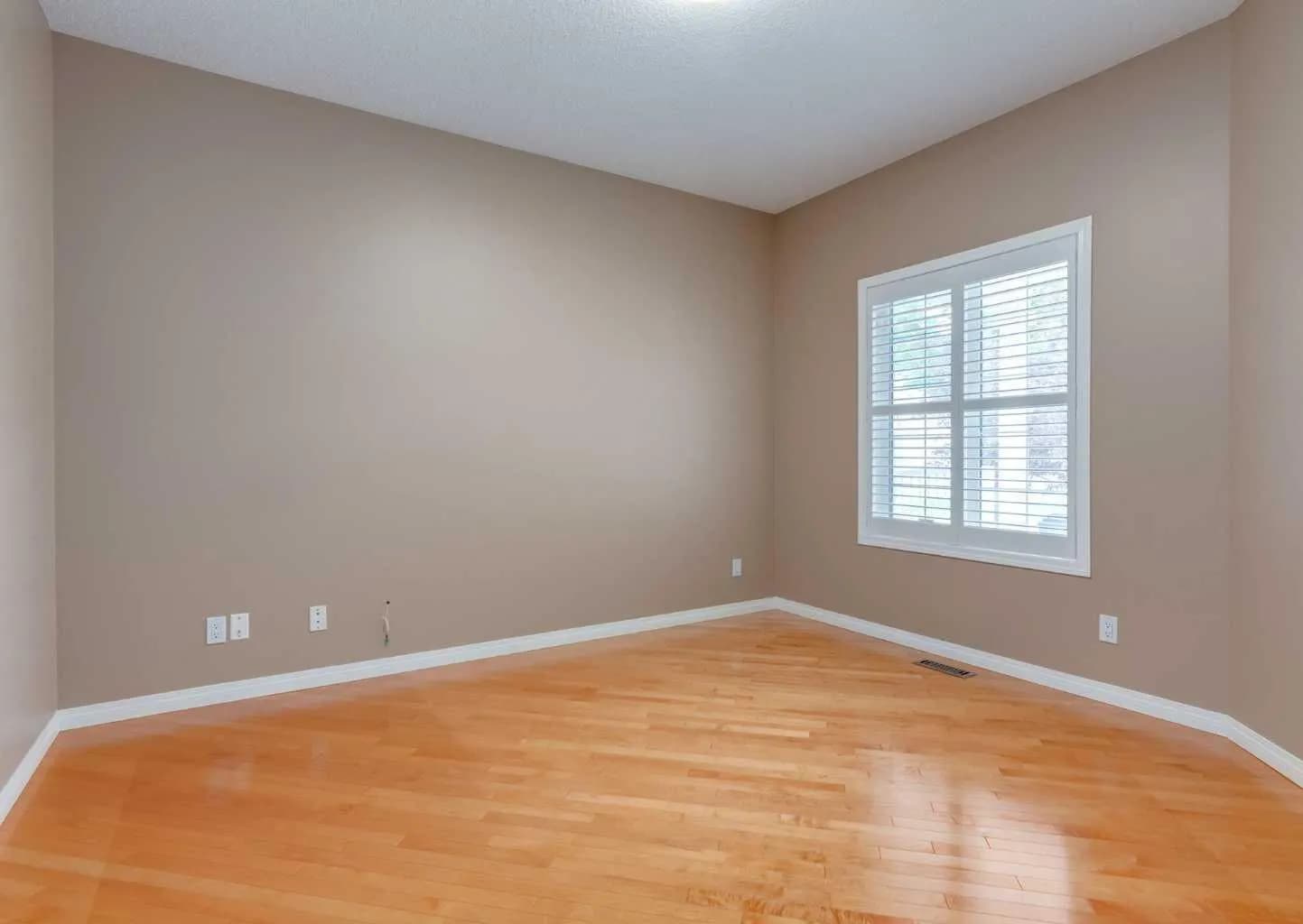 Semi Detached (Half Duplex)