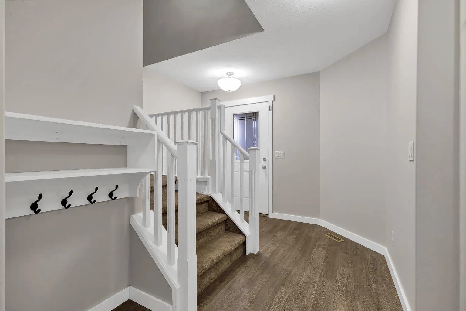 Semi Detached (Half Duplex)