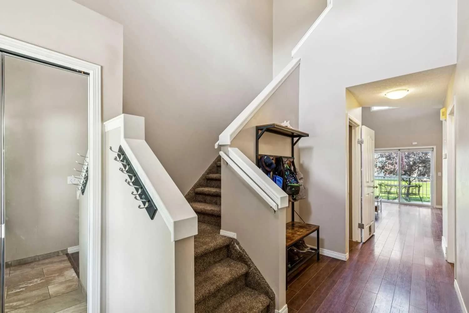 Semi Detached (Half Duplex)