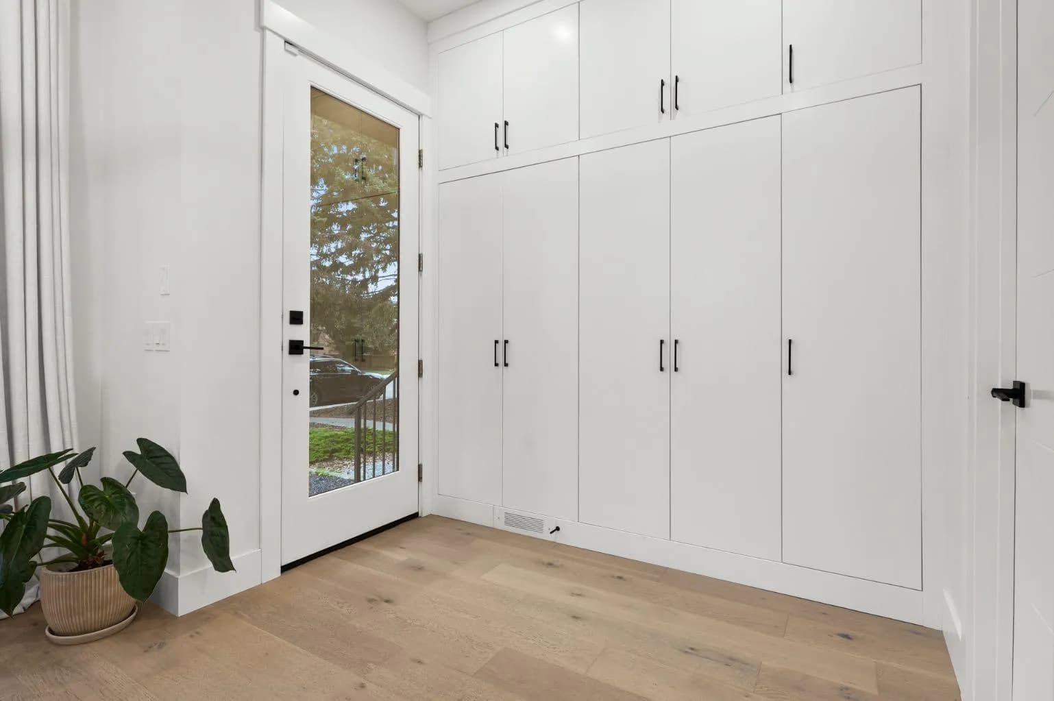 Semi Detached (Half Duplex)