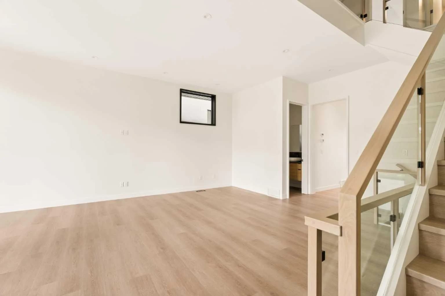 Semi Detached (Half Duplex)