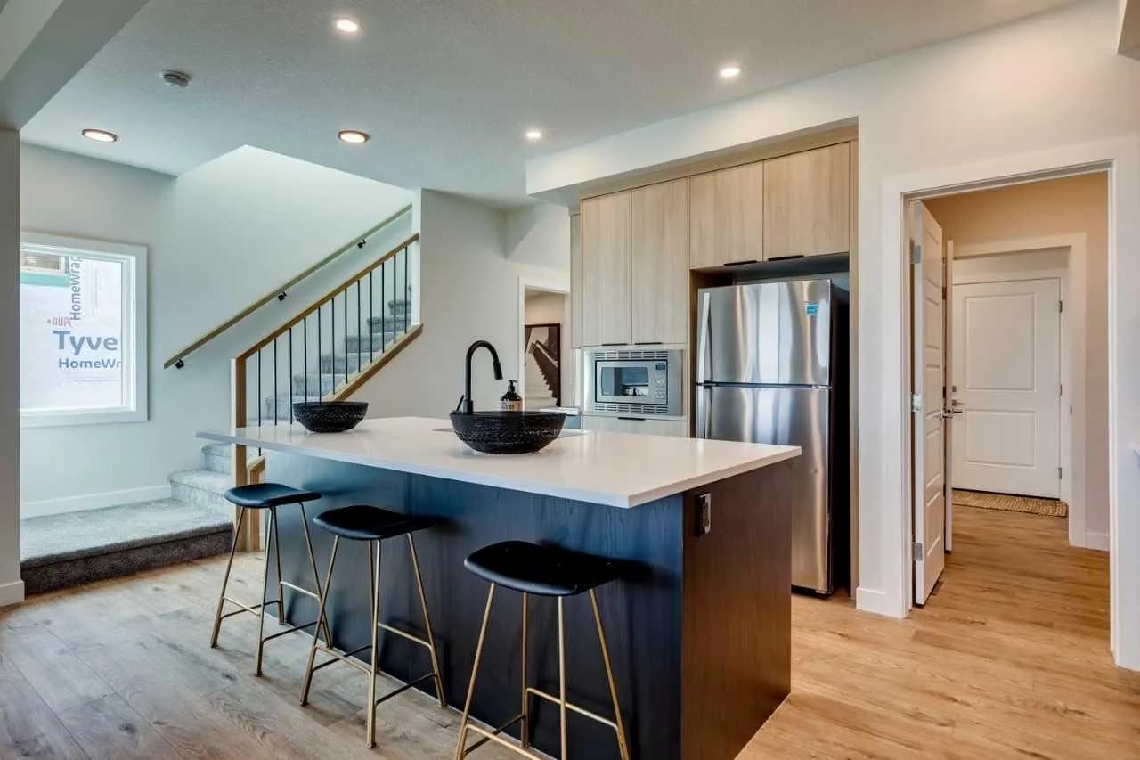 Semi Detached (Half Duplex)