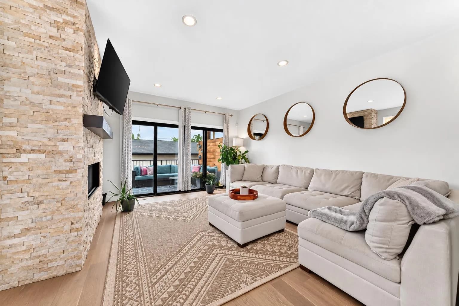 Semi Detached (Half Duplex)