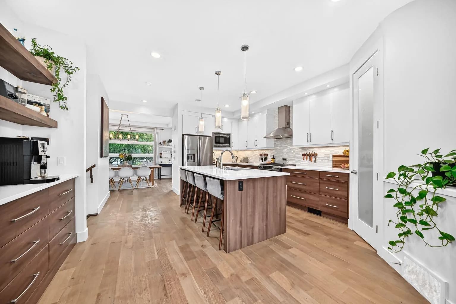 Semi Detached (Half Duplex)