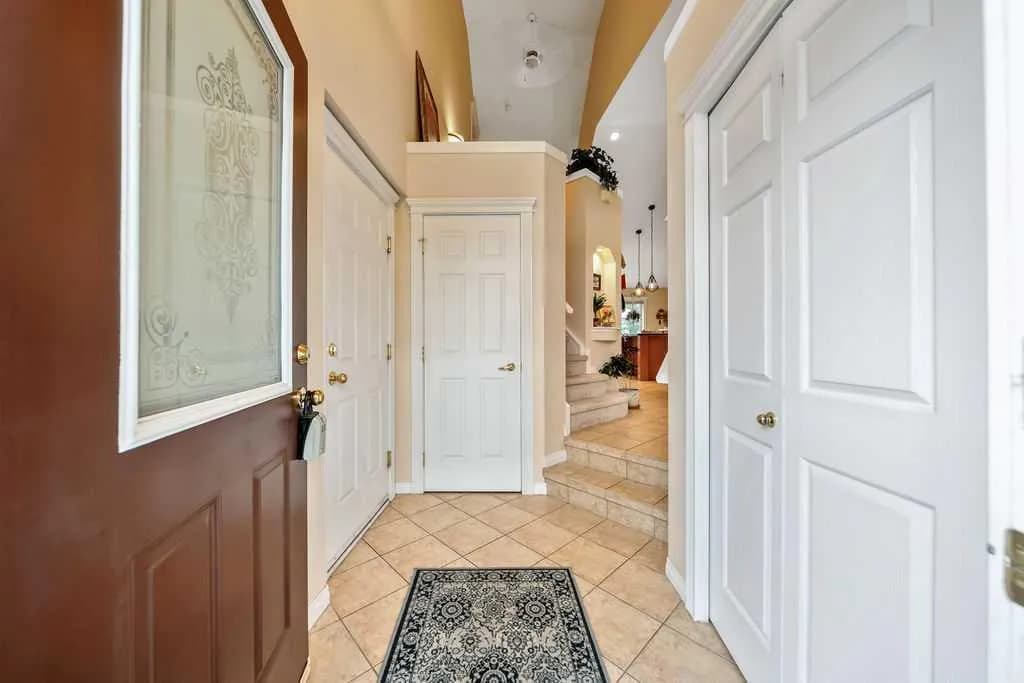 Semi Detached (Half Duplex)