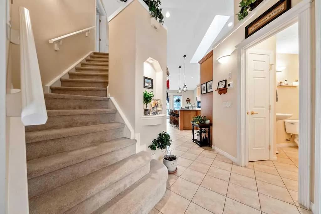 Semi Detached (Half Duplex)
