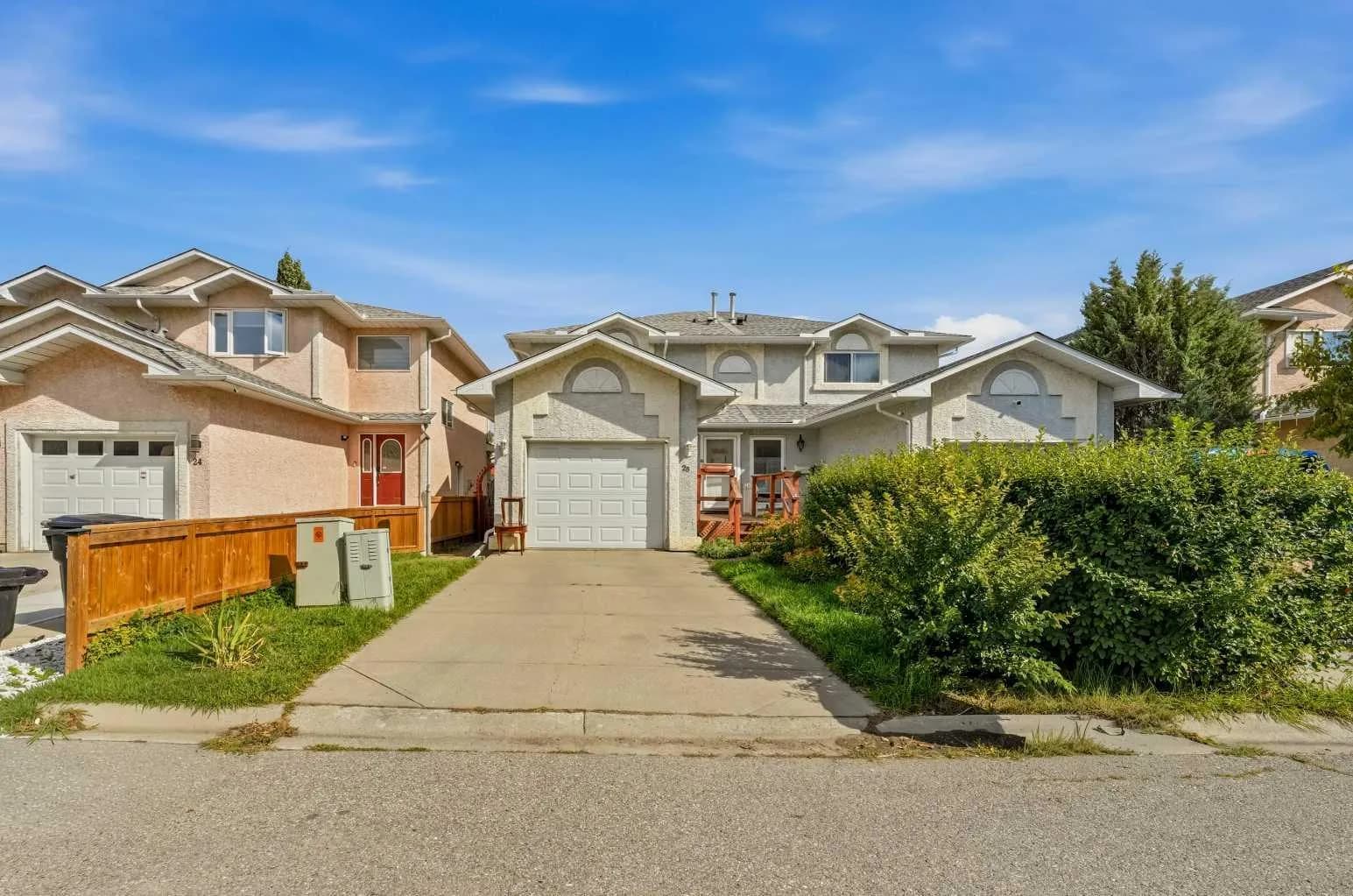 Semi Detached (Half Duplex)