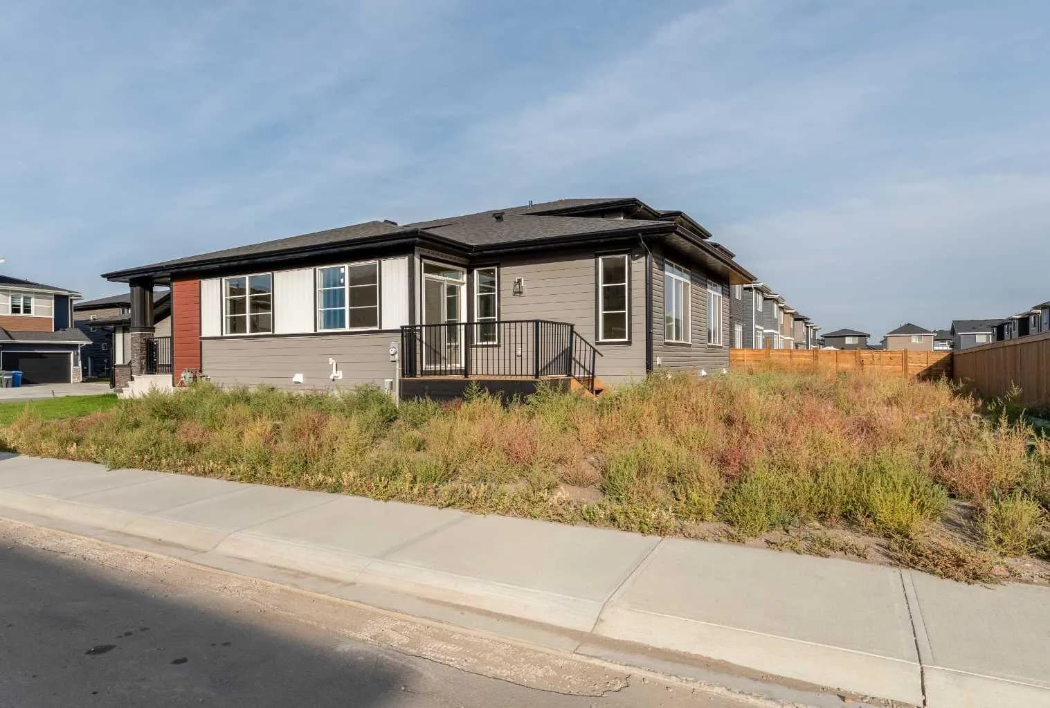 Semi Detached (Half Duplex)