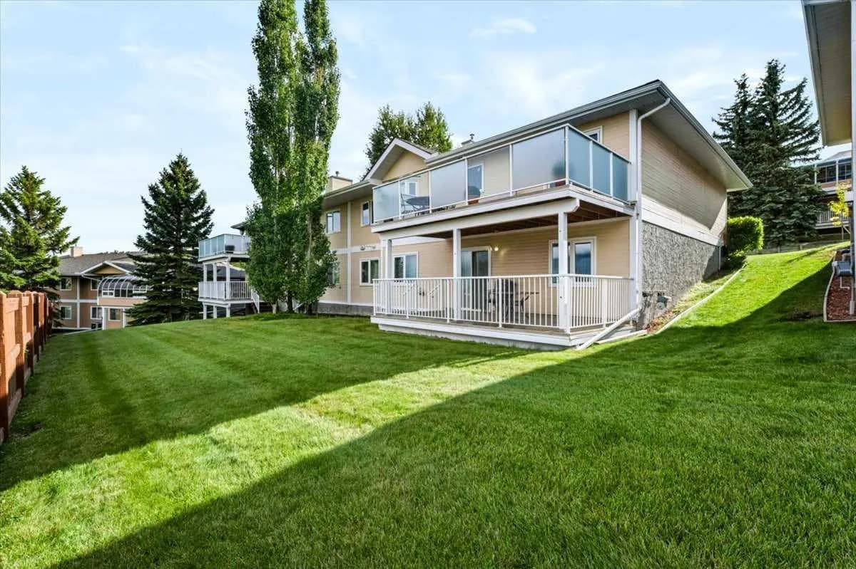 Semi Detached (Half Duplex)