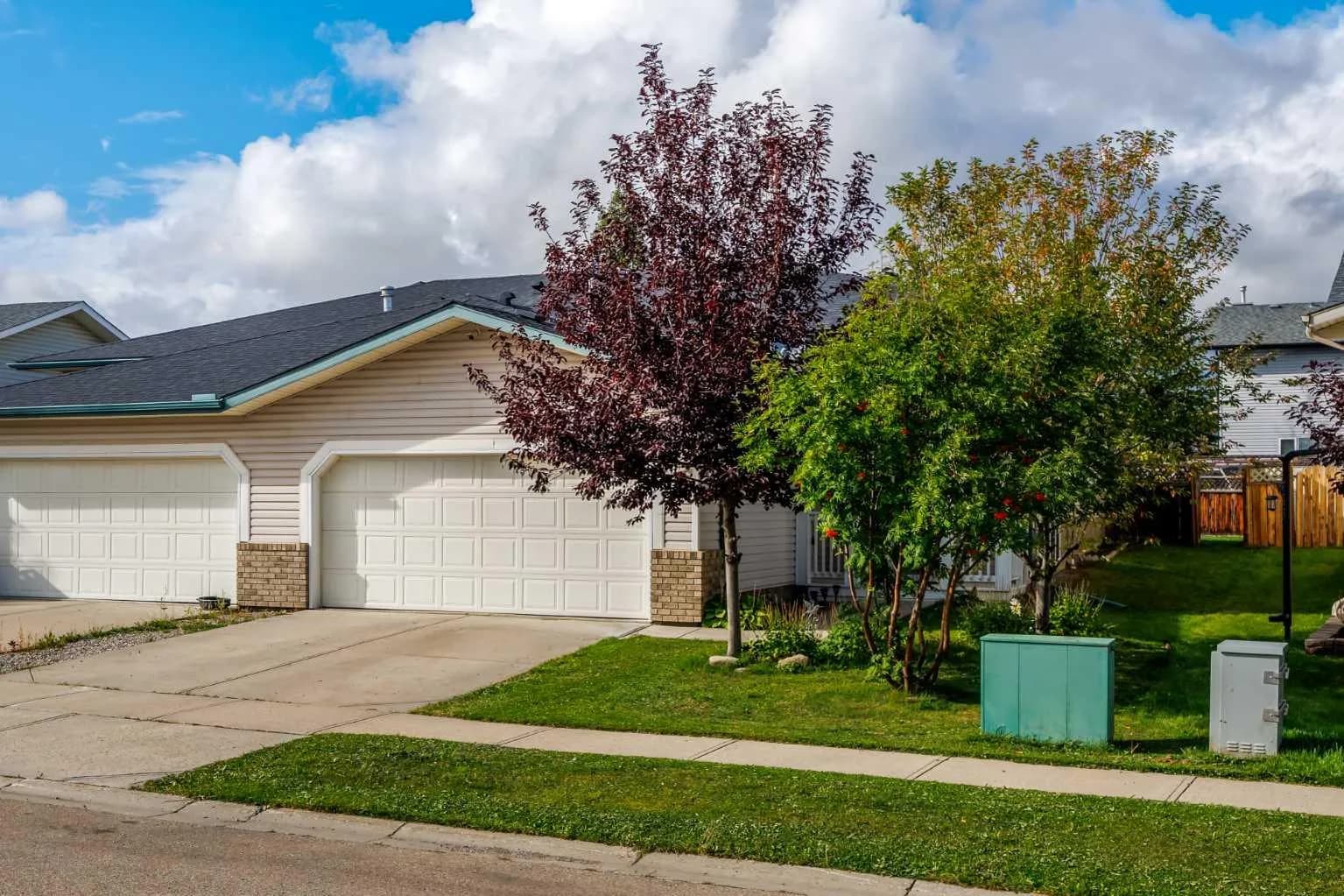 Semi Detached (Half Duplex)
