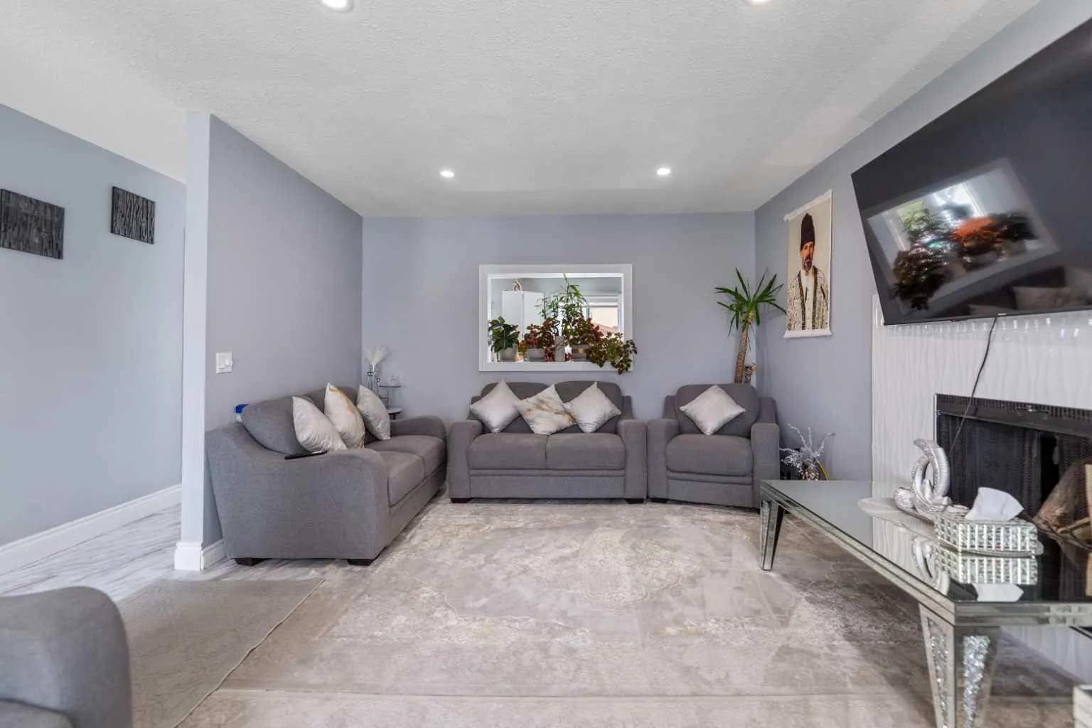 Semi Detached (Half Duplex)
