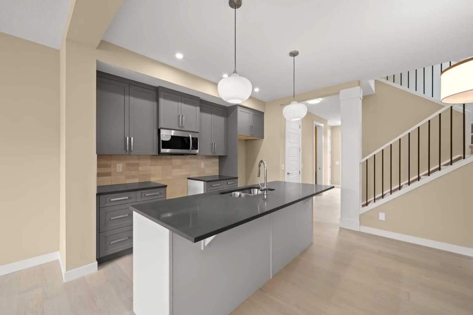 Semi Detached (Half Duplex)
