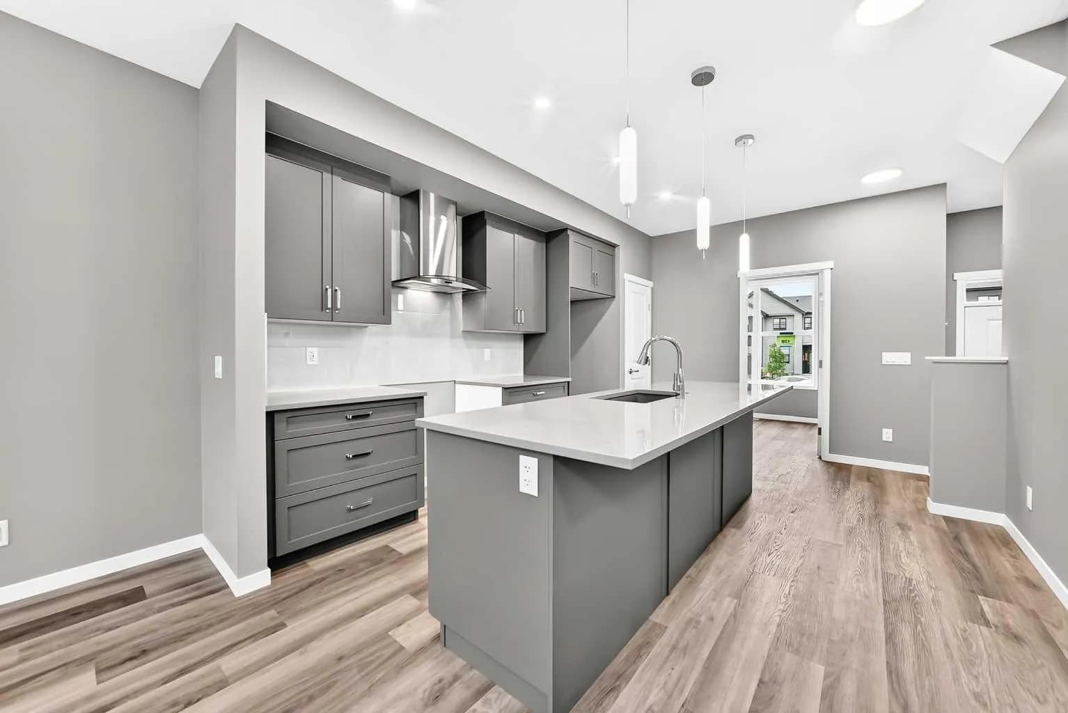 Semi Detached (Half Duplex)