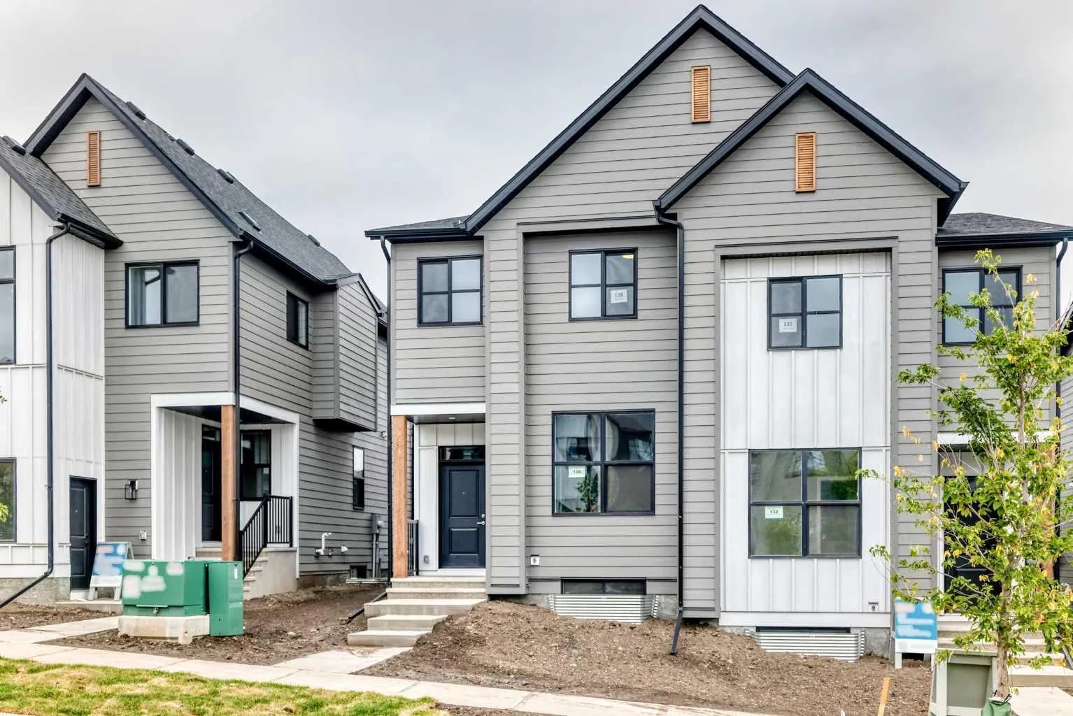 Semi Detached (Half Duplex)
