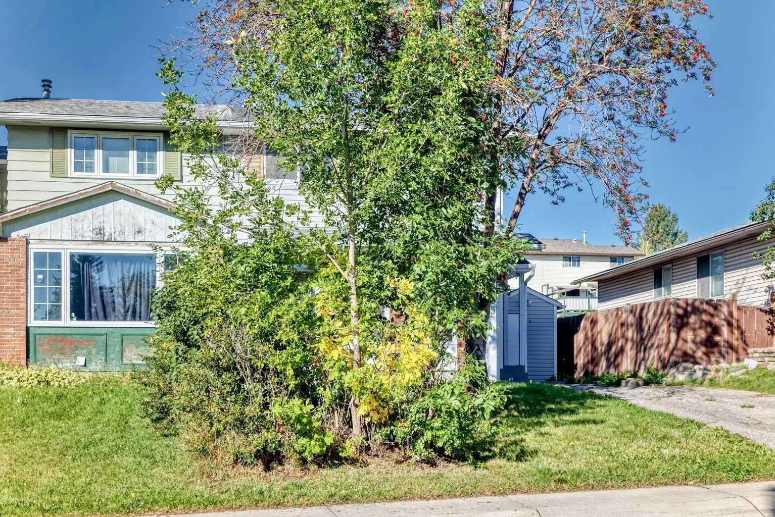 Semi Detached (Half Duplex)