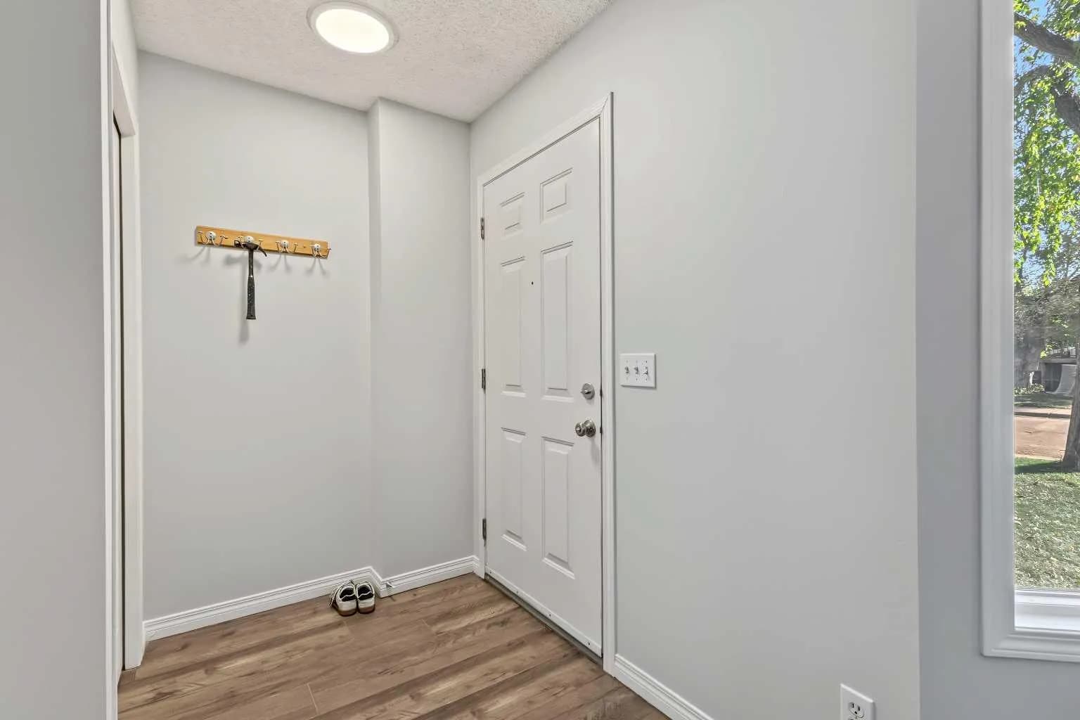 Semi Detached (Half Duplex)