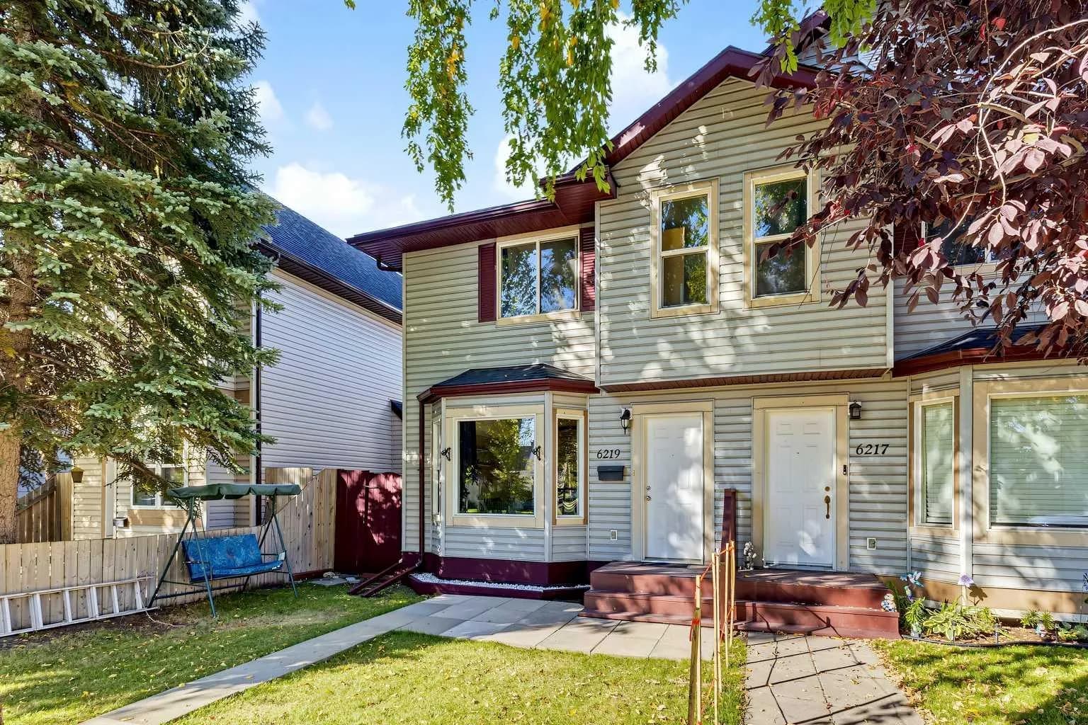 Semi Detached (Half Duplex)