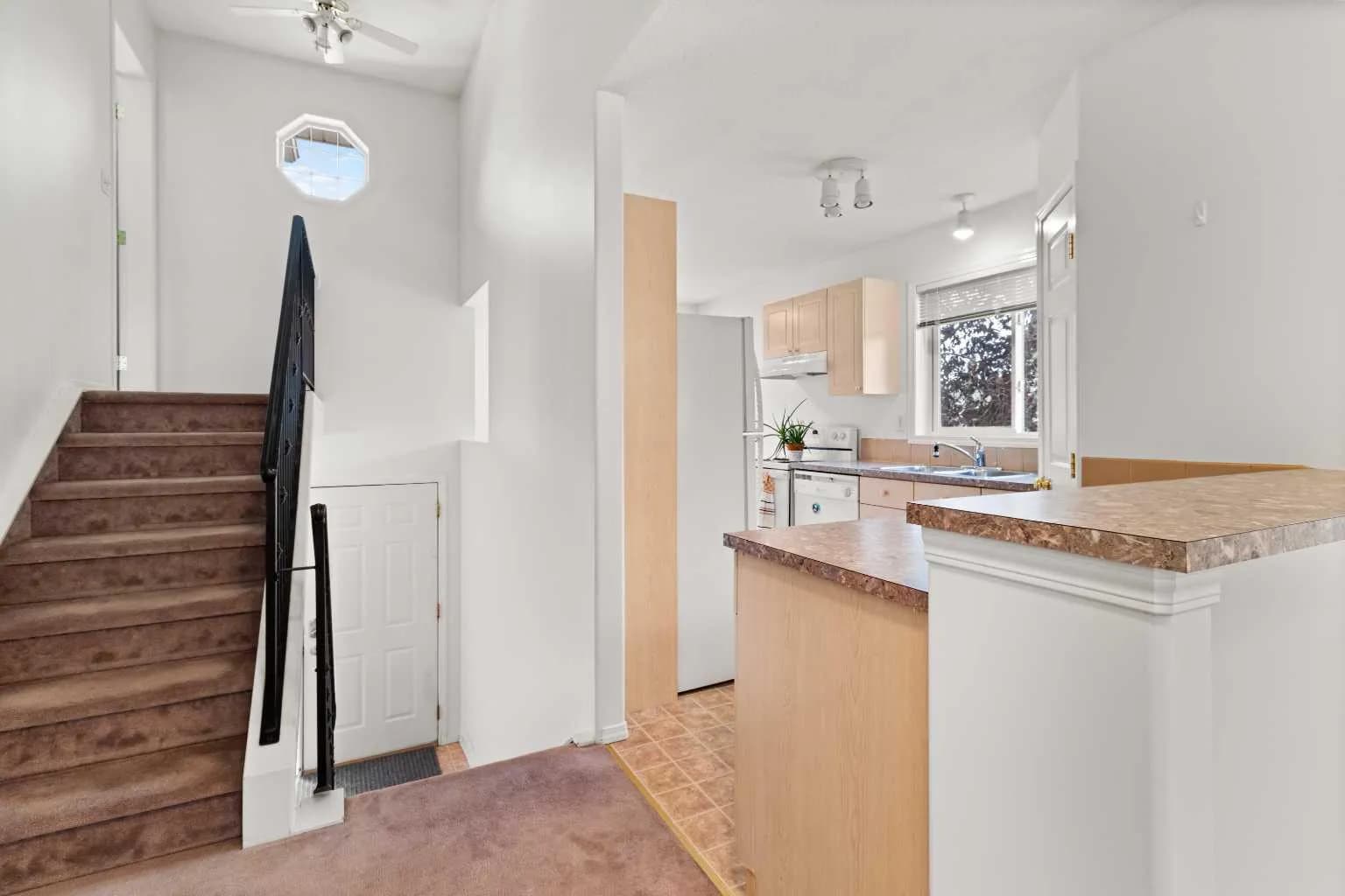 Semi Detached (Half Duplex)