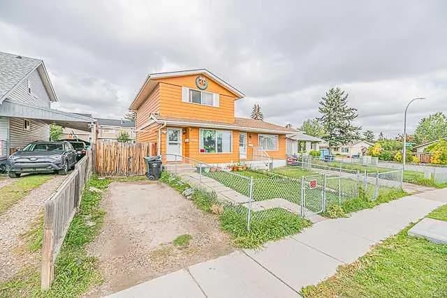 Semi Detached (Half Duplex)