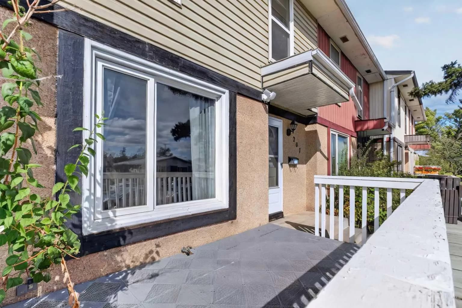Row/Townhouse