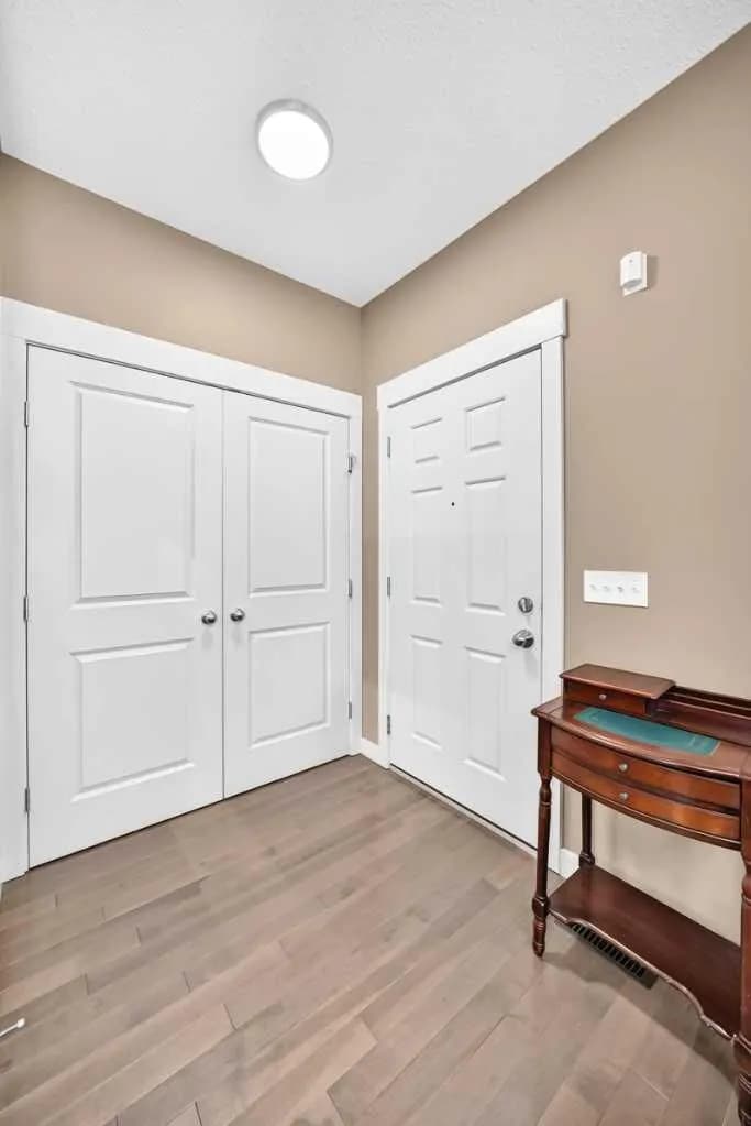 Semi Detached (Half Duplex)